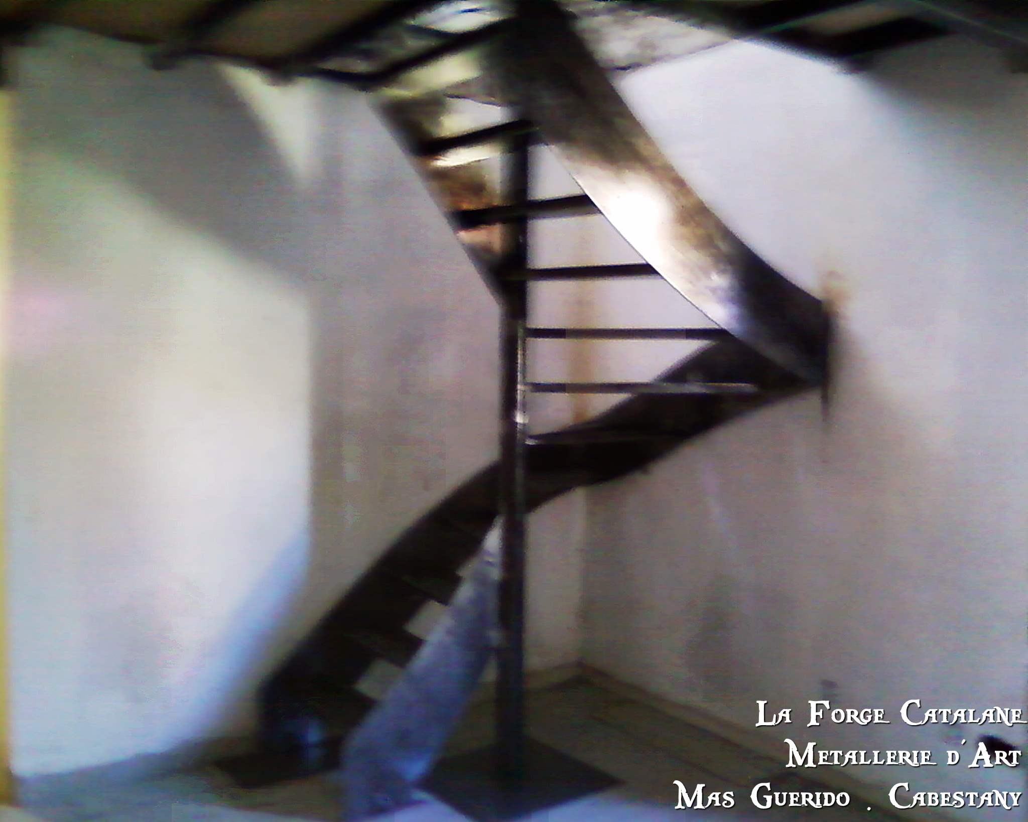 escalier en fer forge catalane.jpg